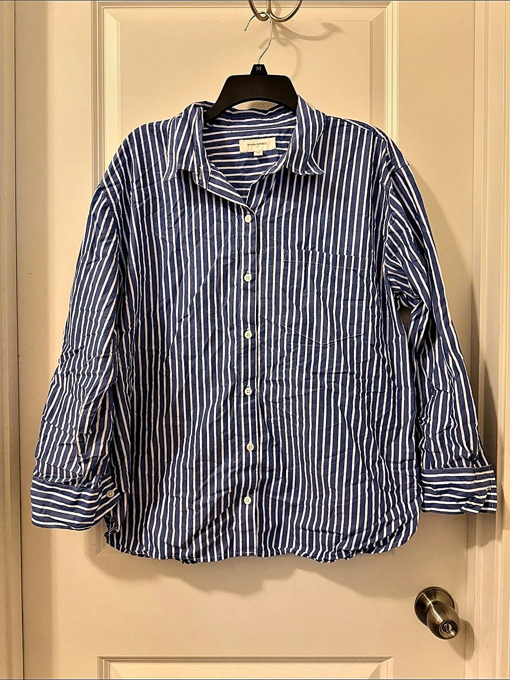 Banana Republic Striped Cotton Button Down in Blue & White XL Like New